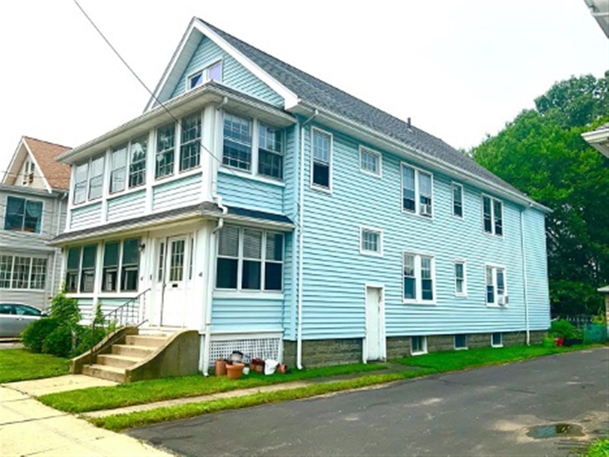 48 Cleveland, Arlington