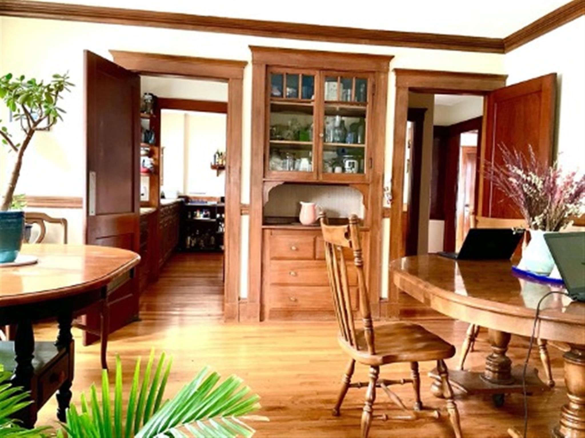 48 Cleveland, Arlington