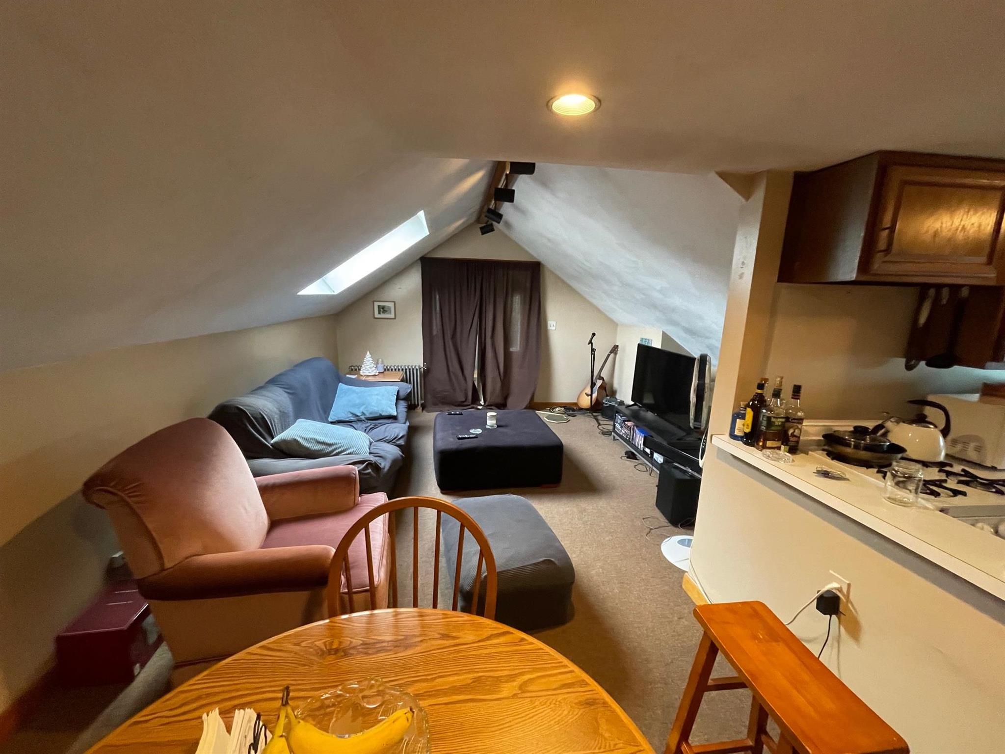 16 High St, Davis Square