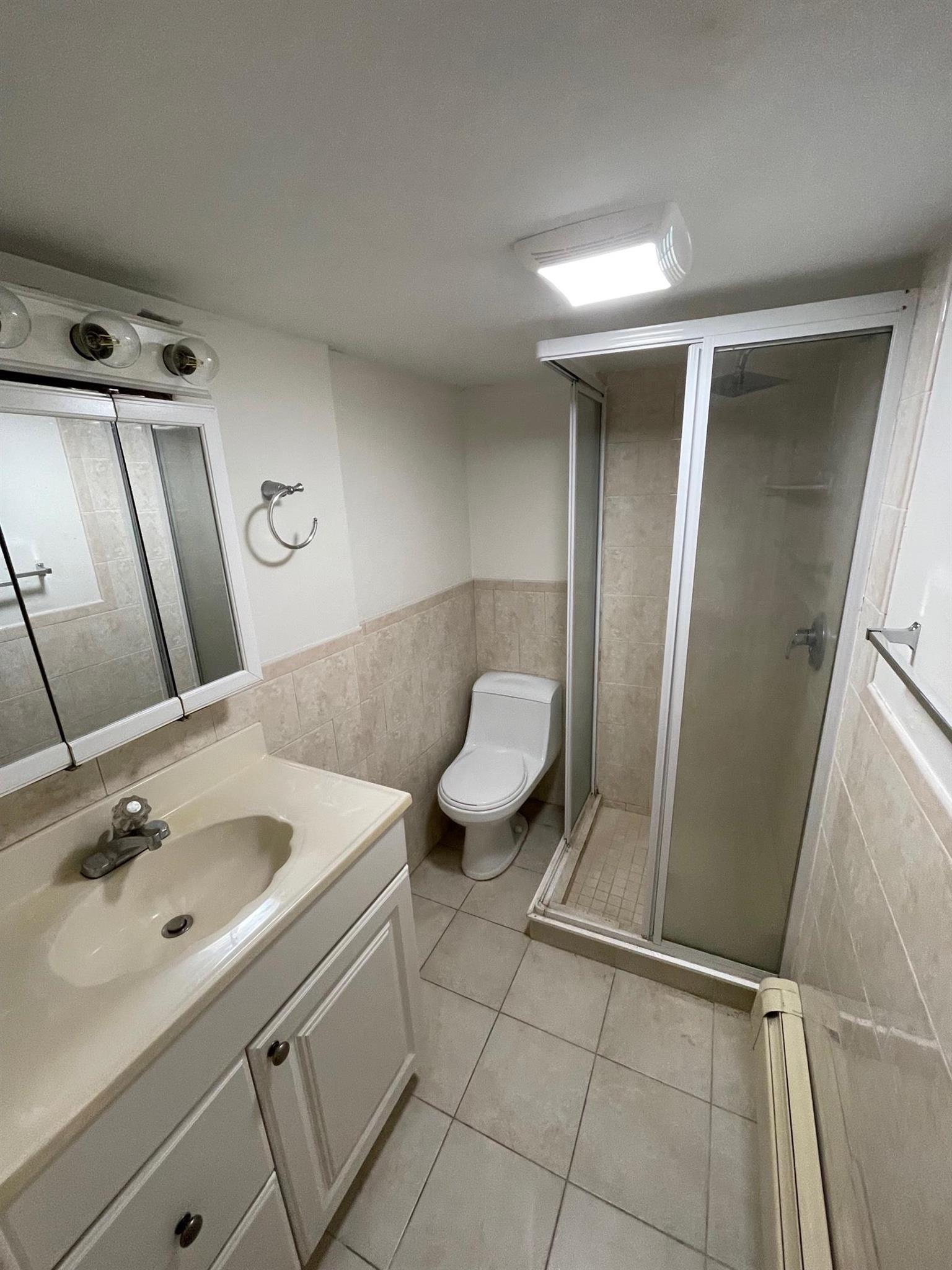 90 Albion St, Spring Hill