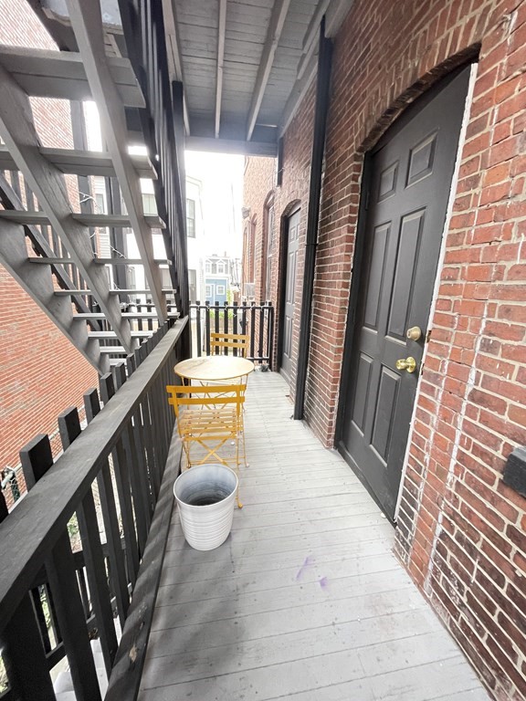 293 E St, South Boston