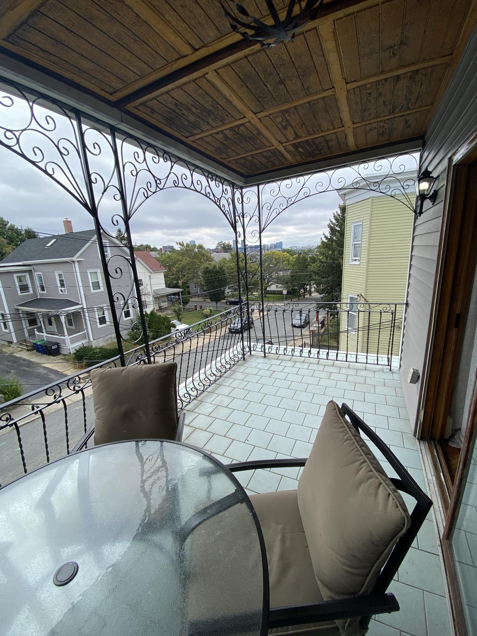 93 Glen St, East Somerville