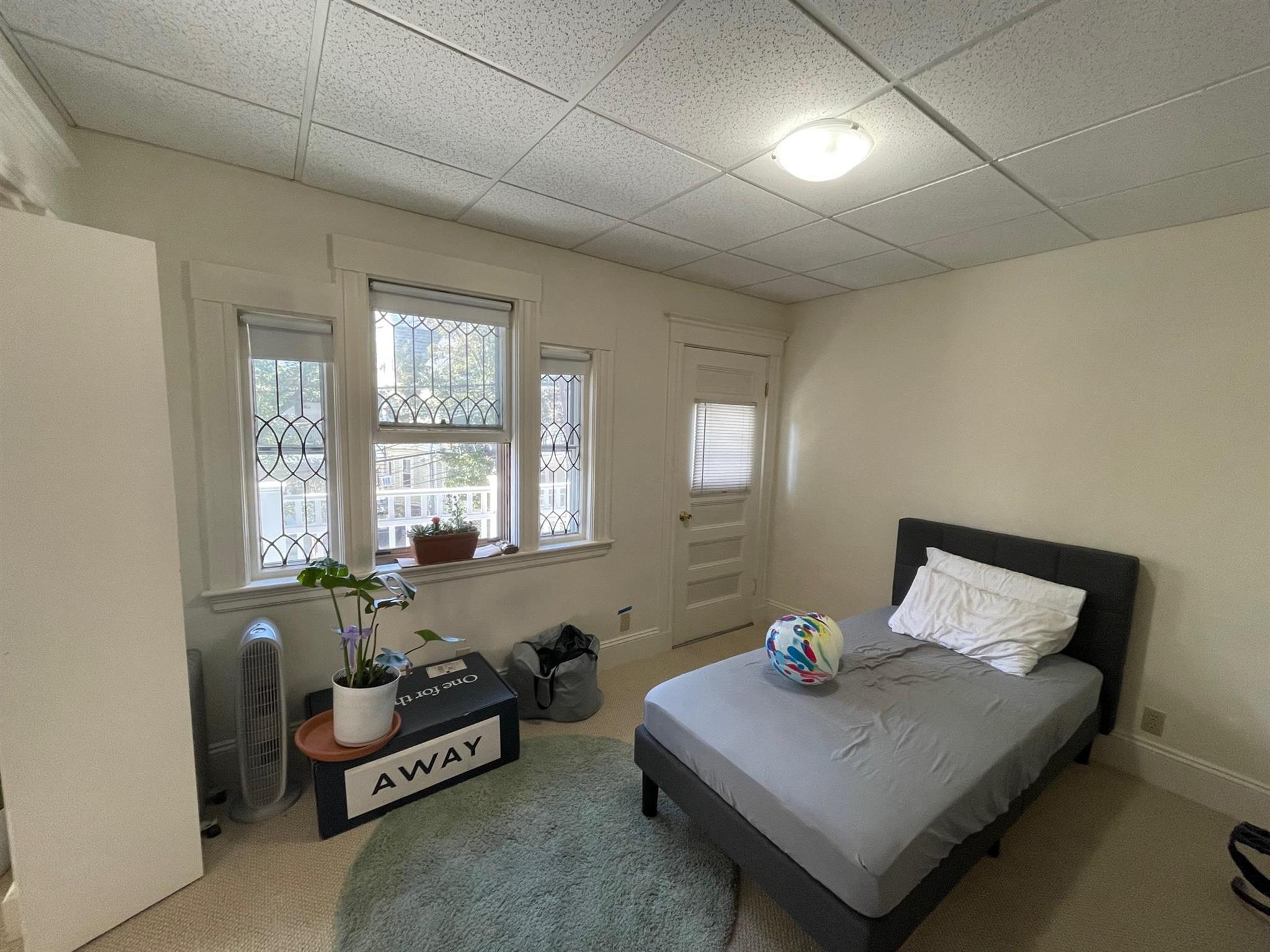 105 Bromfield Rd, Davis Square