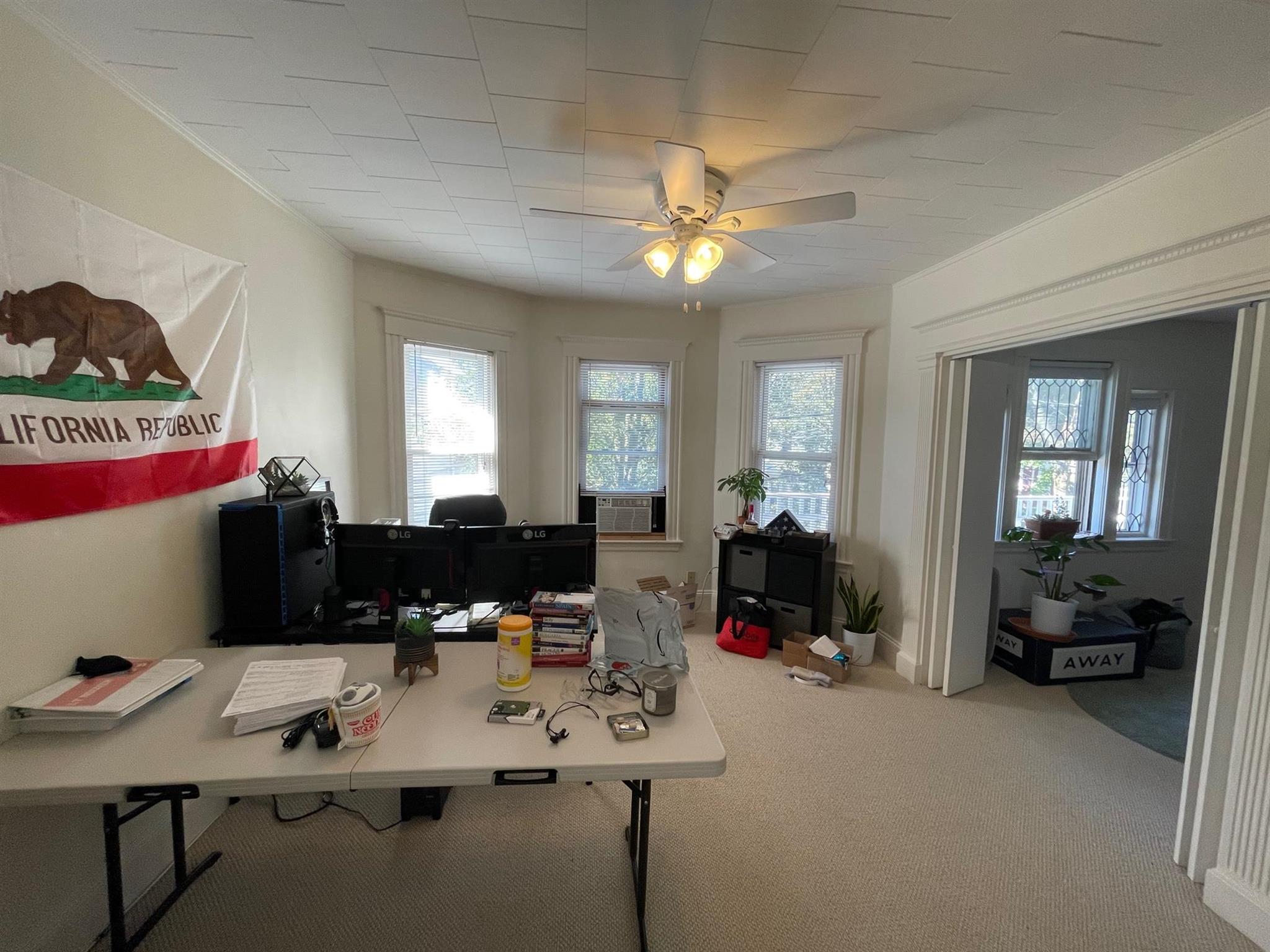 105 Bromfield Rd, Davis Square