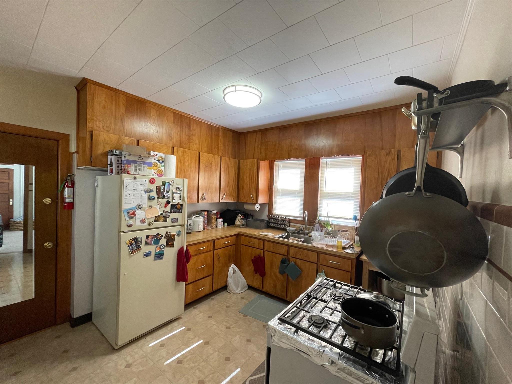 105 Bromfield Rd, Davis Square