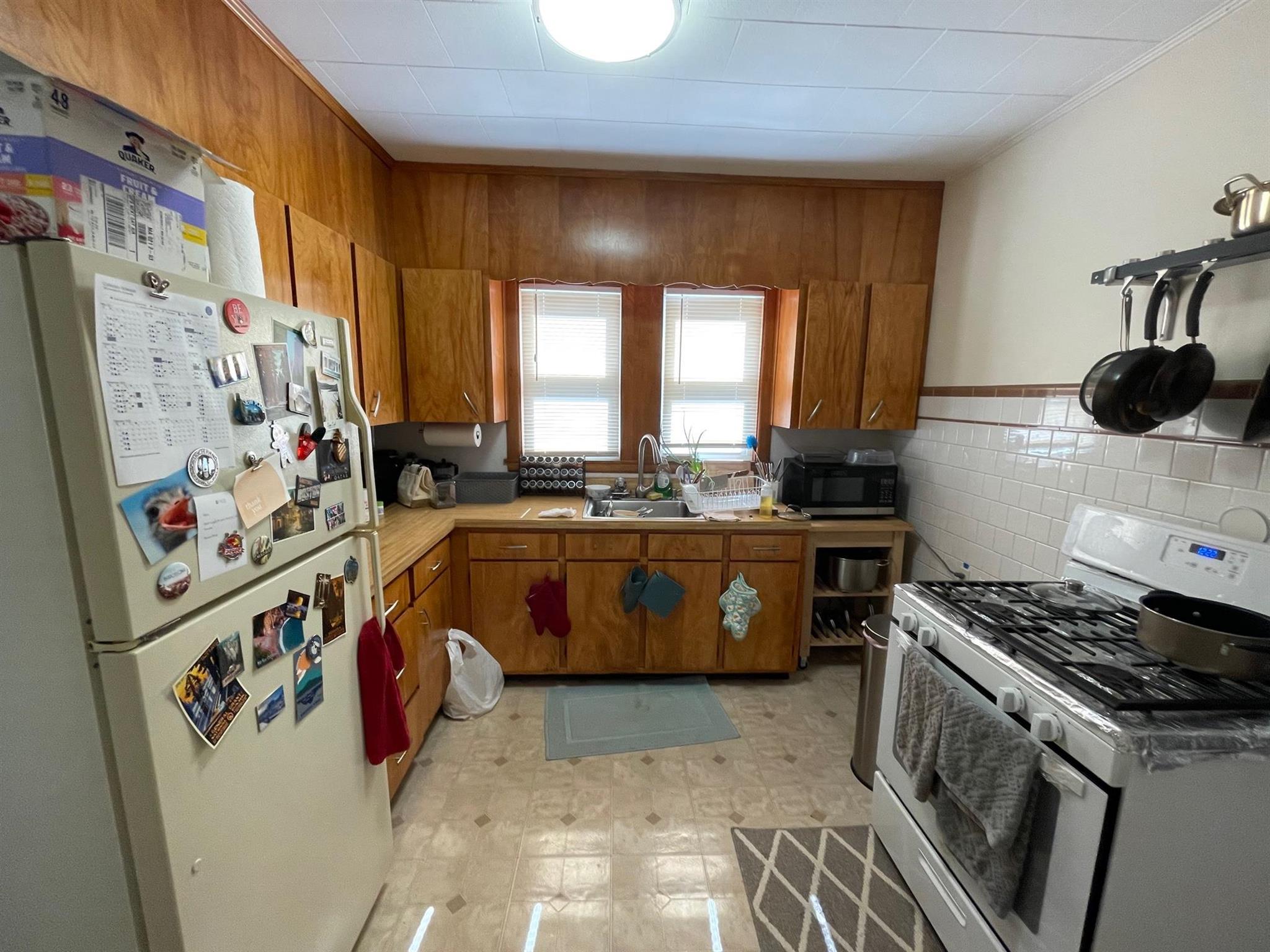 105 Bromfield Rd, Davis Square