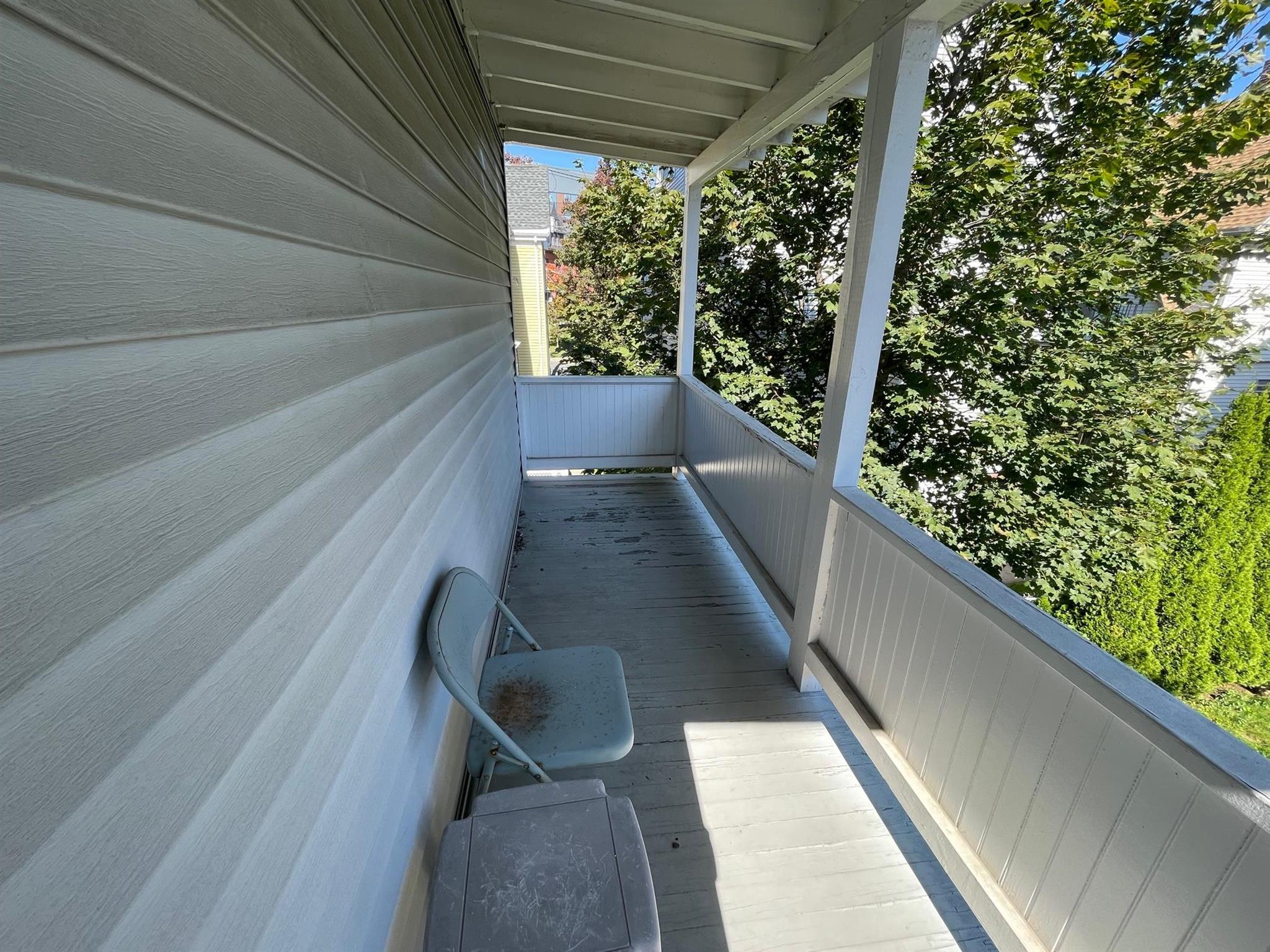 105 Bromfield Rd, Davis Square