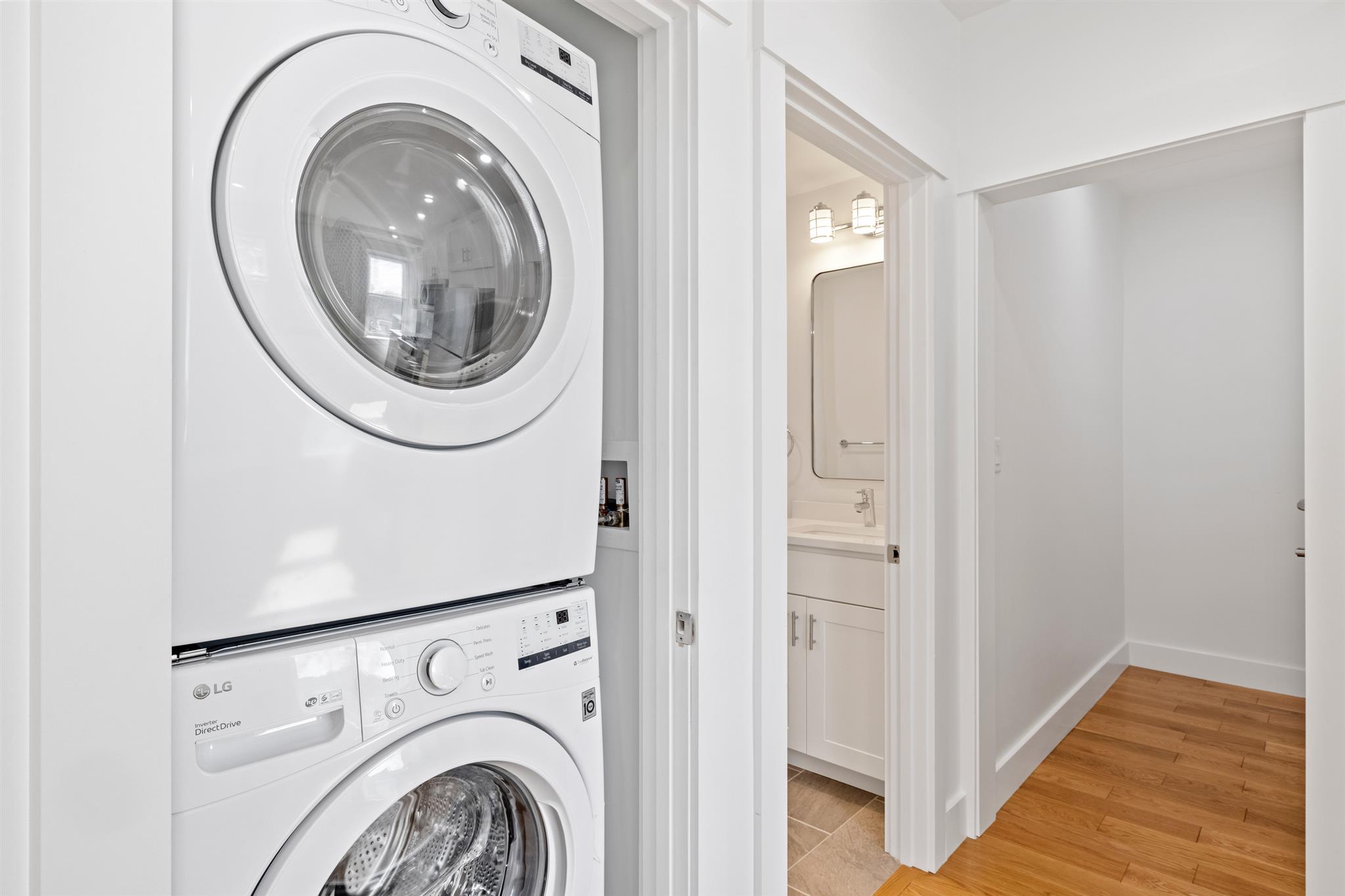 406 Columbia St, Central Square