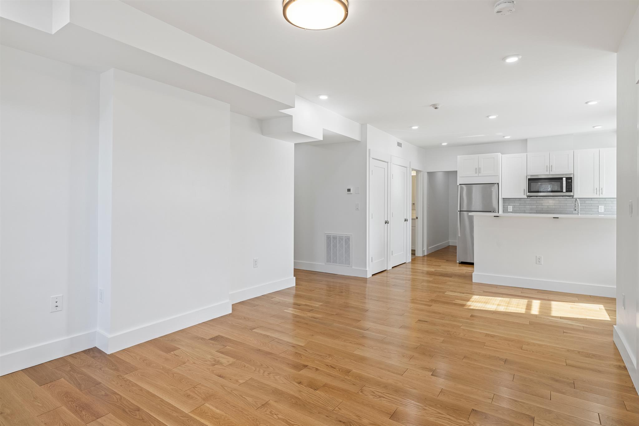 406 Columbia St, Central Square