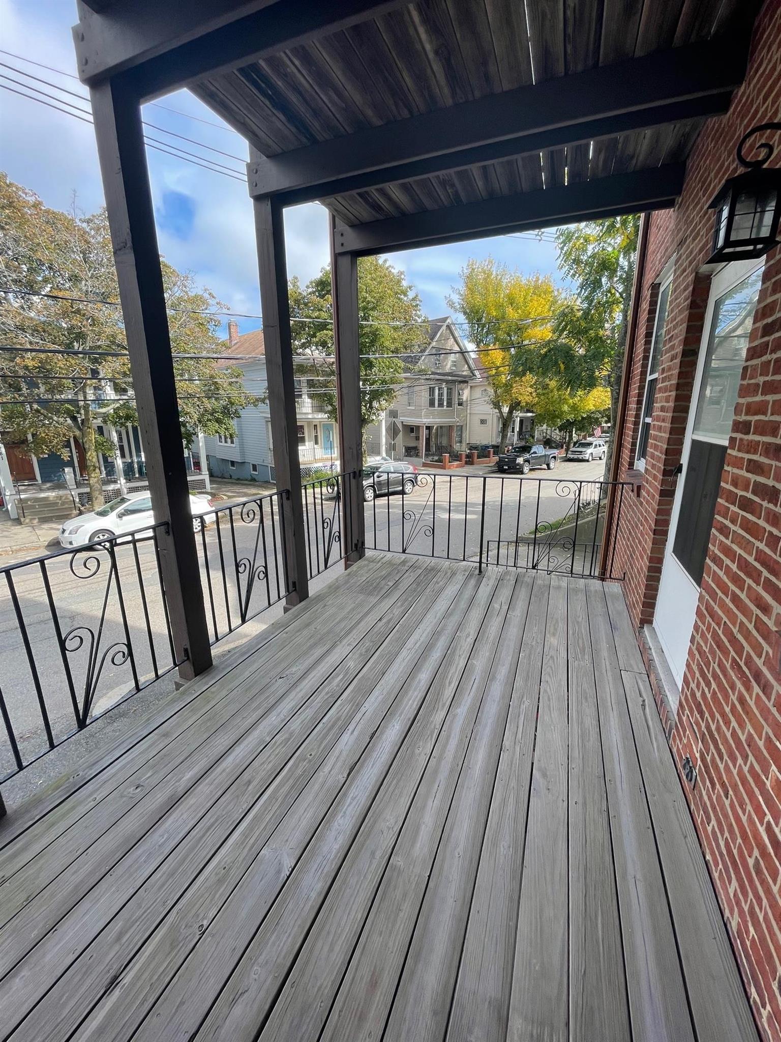 13 Highland Ave, Prospect Hill