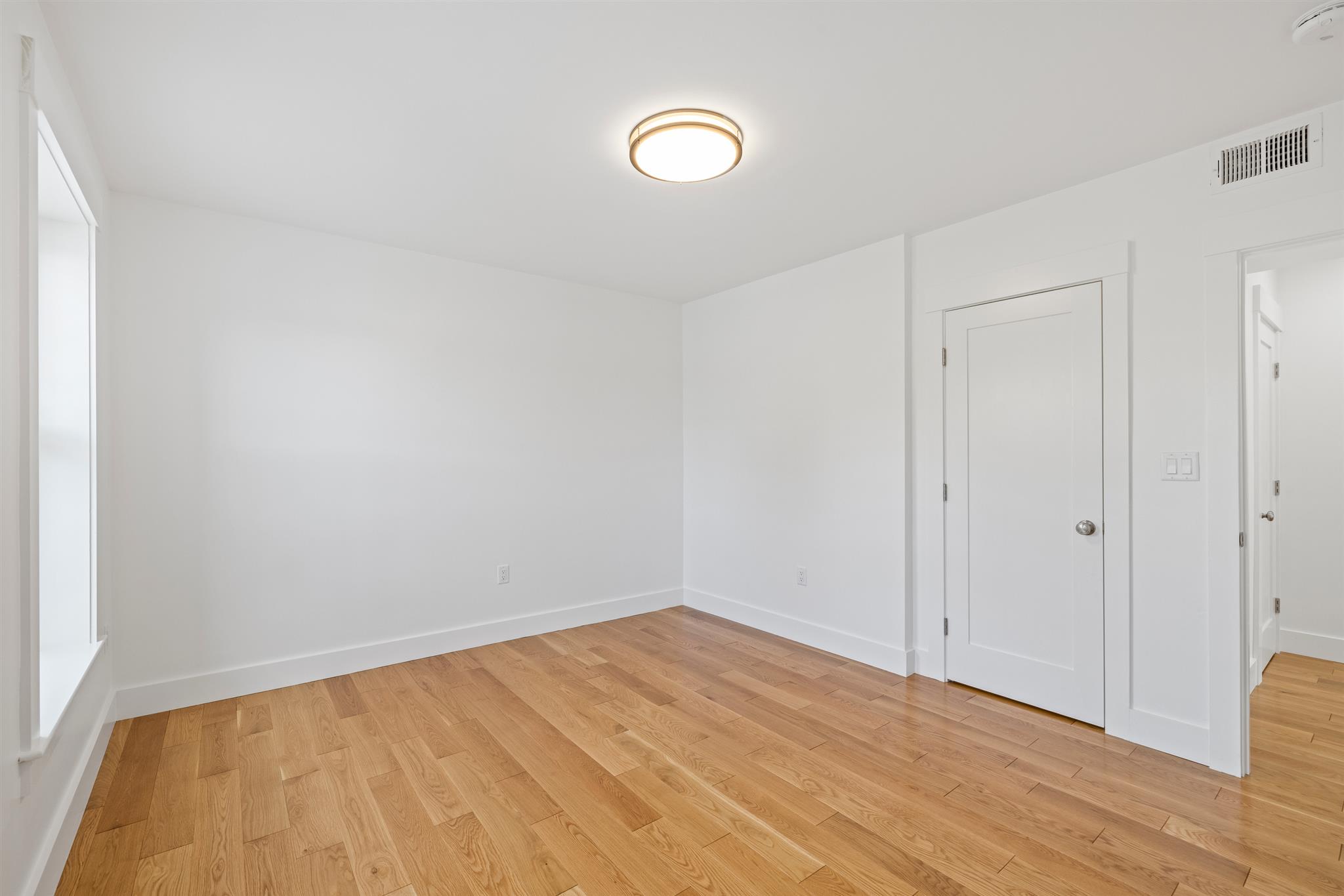 406 Columbia St, Central Square