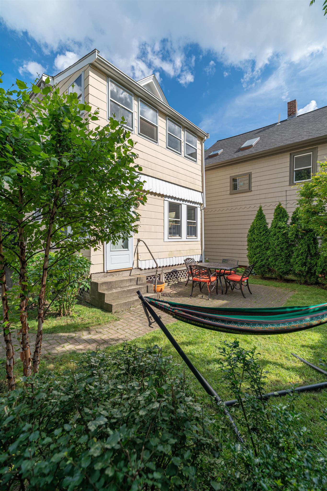 11 Hinckley St, Magoun Square