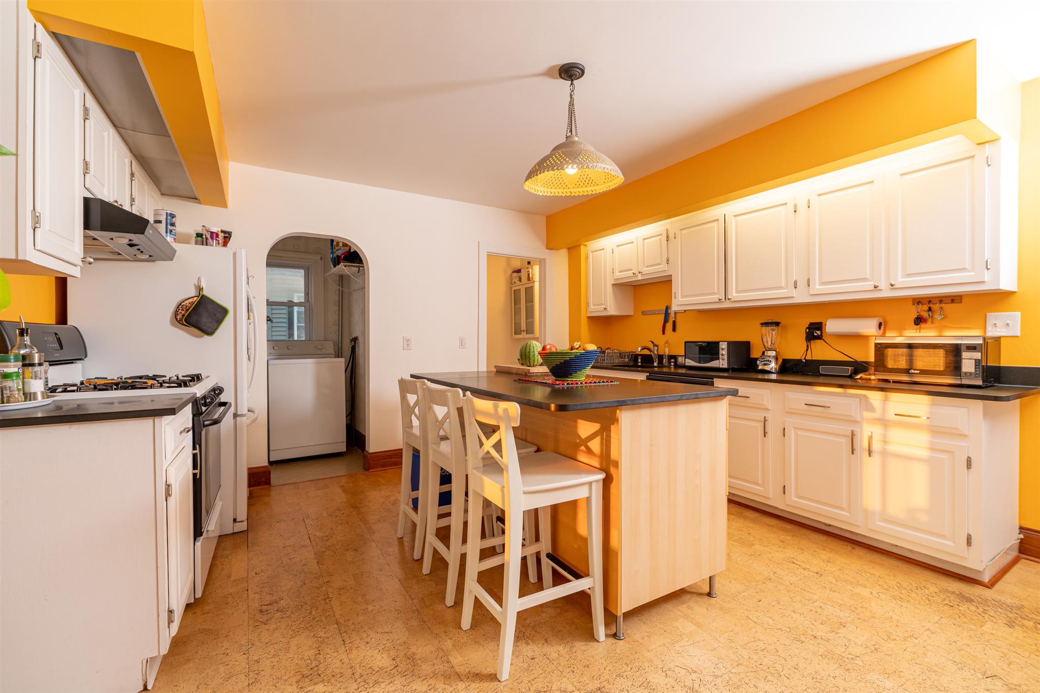 11 Hinckley St, Magoun Square