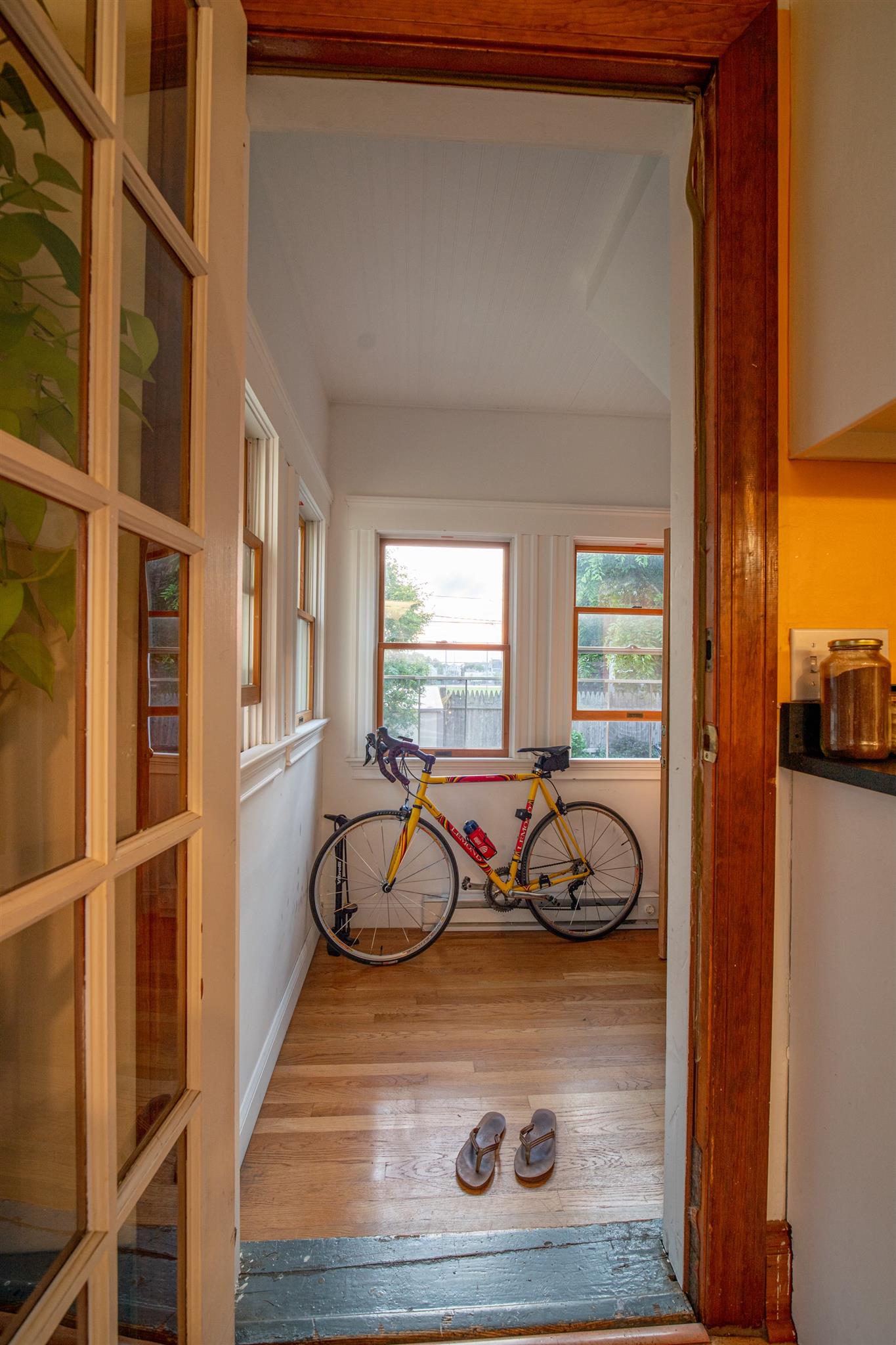 11 Hinckley St, Magoun Square