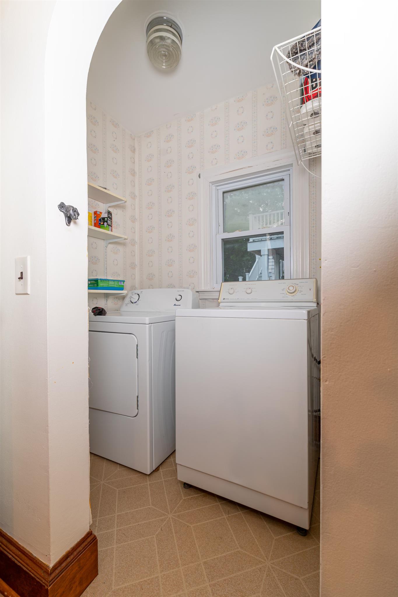 11 Hinckley St, Magoun Square