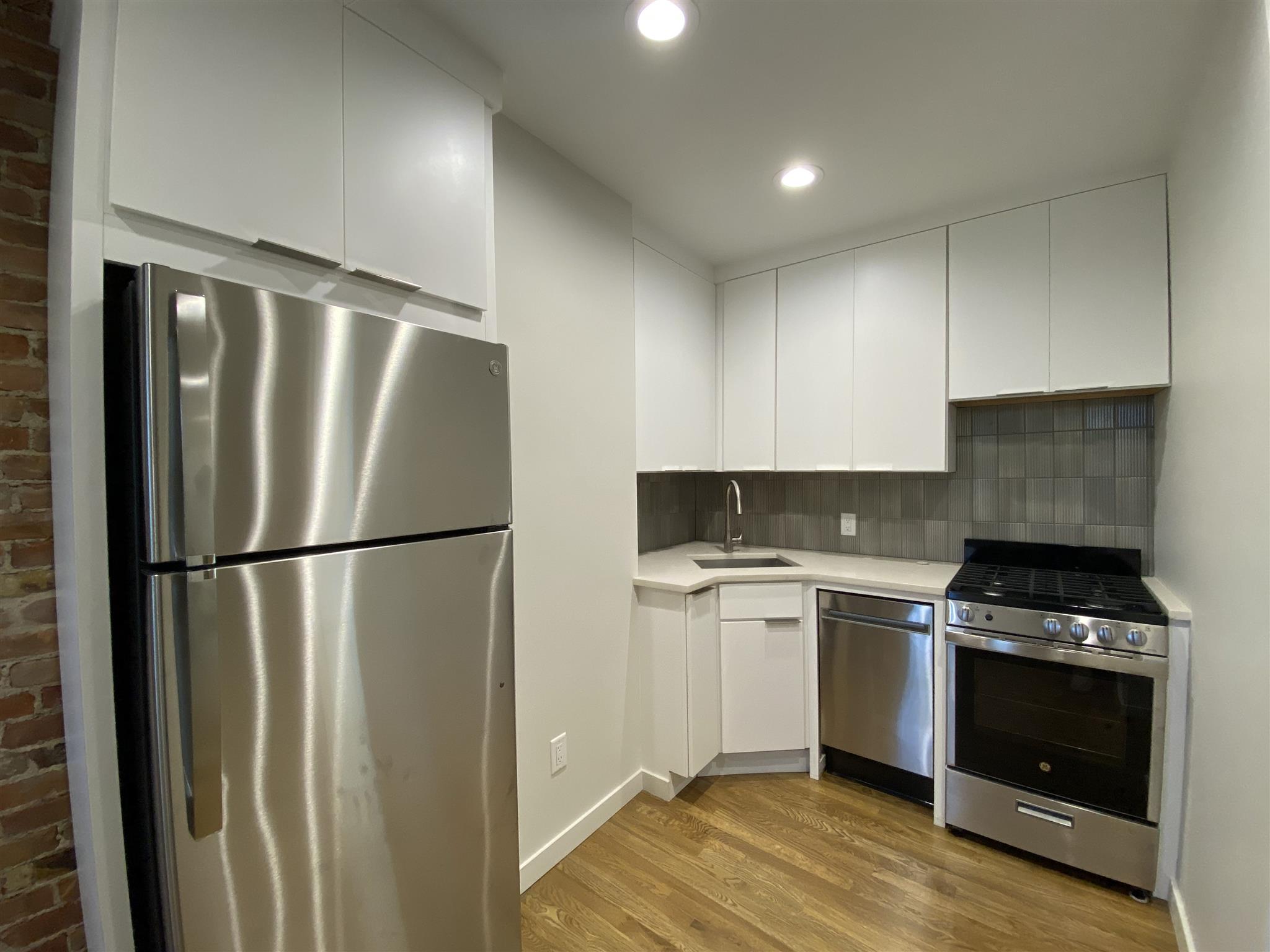 503 Franklin St, Central Square