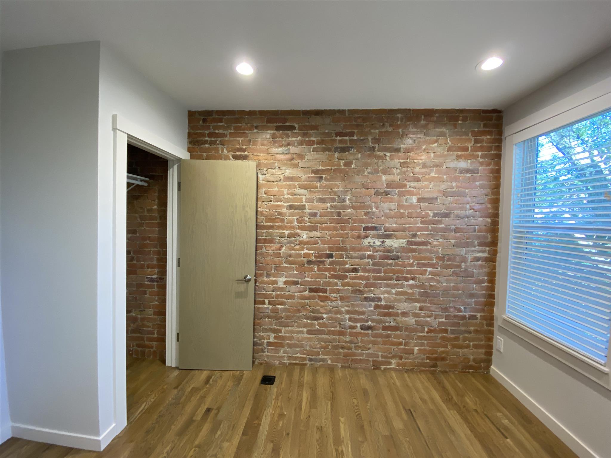 503 Franklin St, Central Square