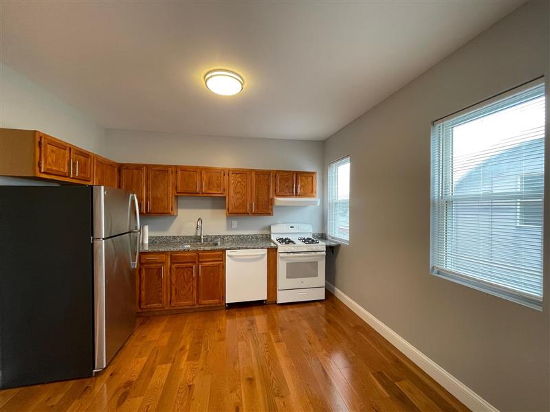 360 Somerville Ave, Union Square