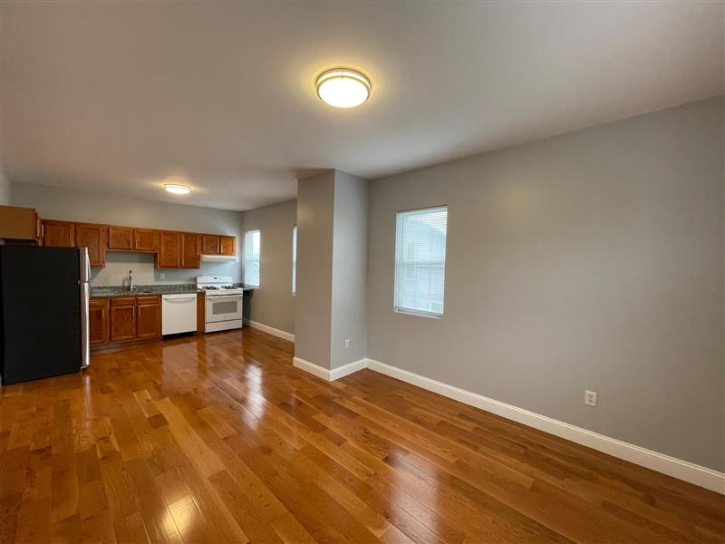 360 Somerville Ave, Union Square