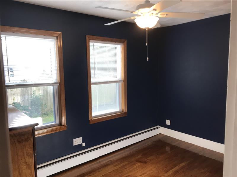 34 Pleasant St, Medford