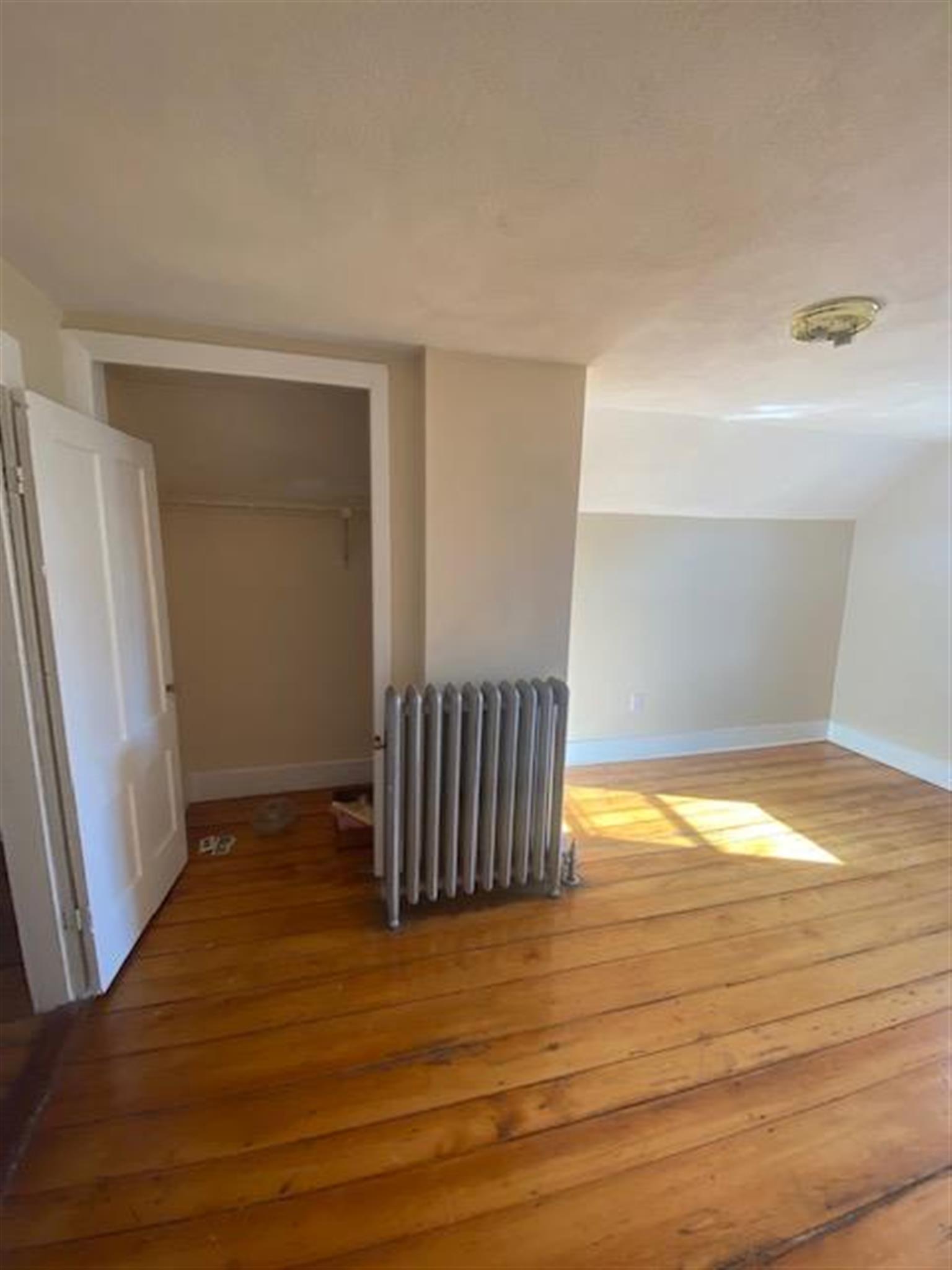 11 Clarendon Ave, Teele Square