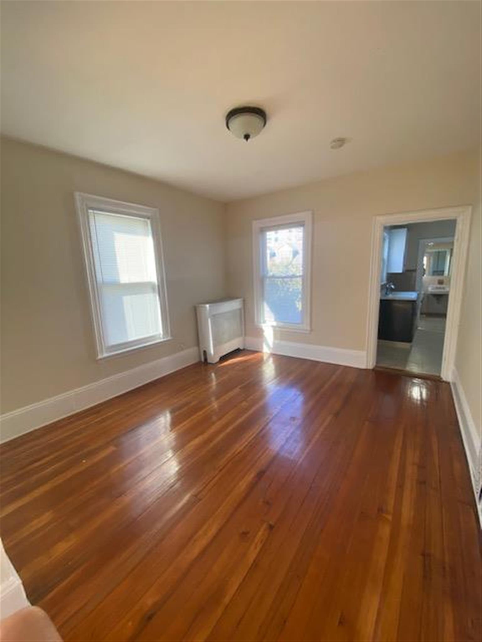 11 Clarendon Ave, Teele Square