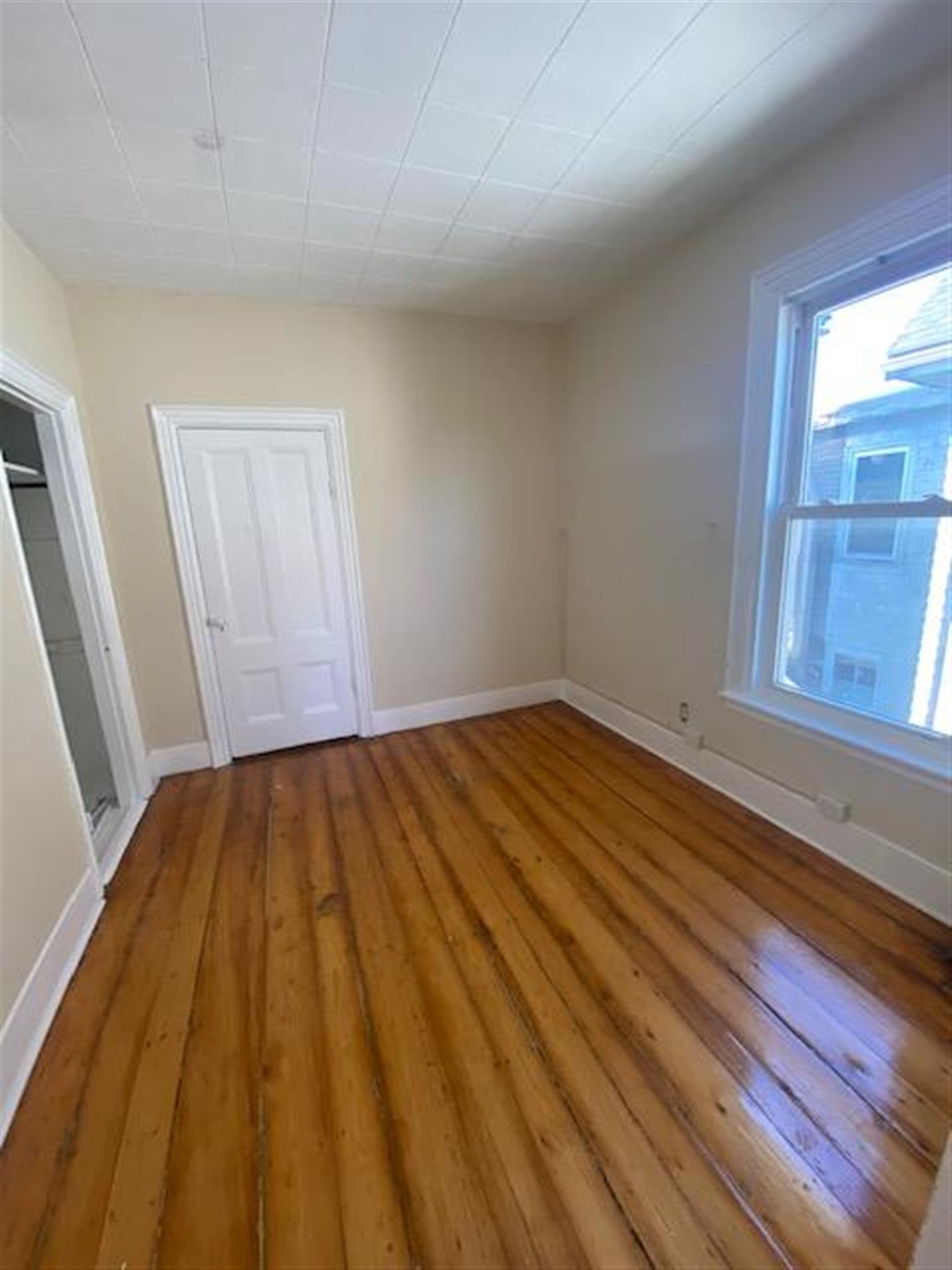 11 Clarendon Ave, Teele Square