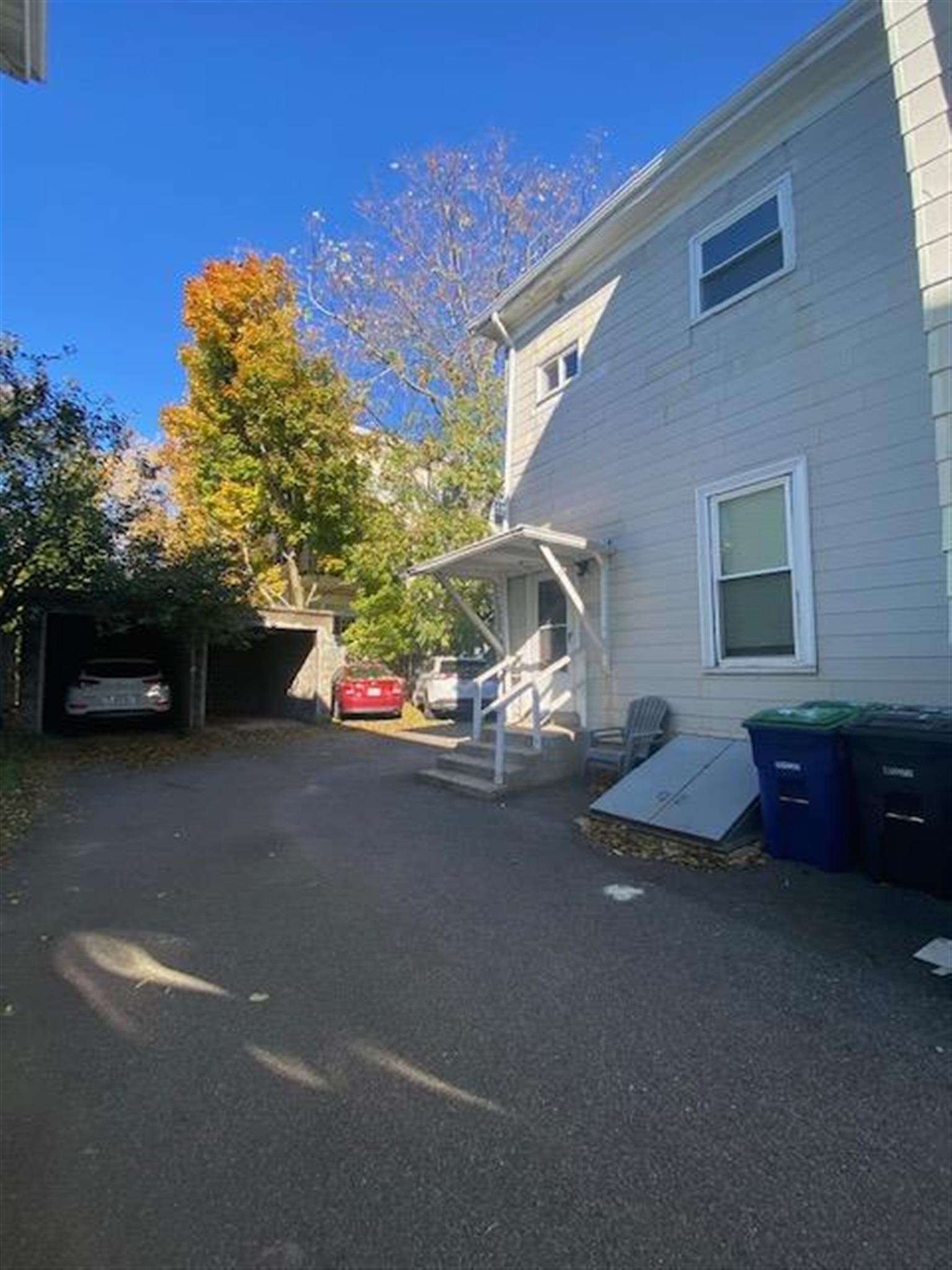 11 Clarendon Ave, Teele Square