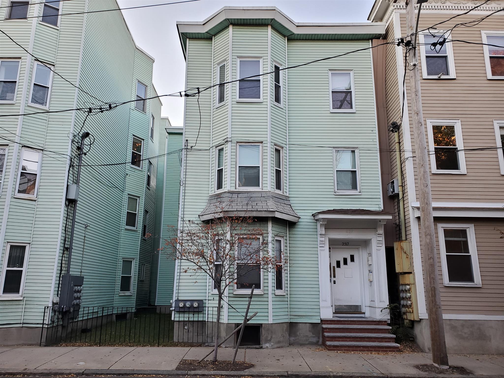 237 Columbia St, Central Square