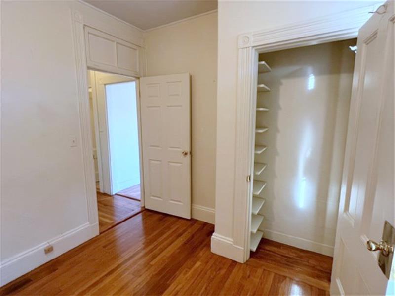 37 Oak St, Inman Square