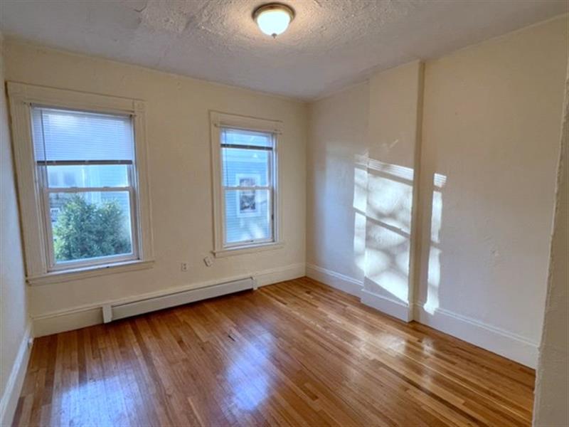 37 Oak St, Inman Square