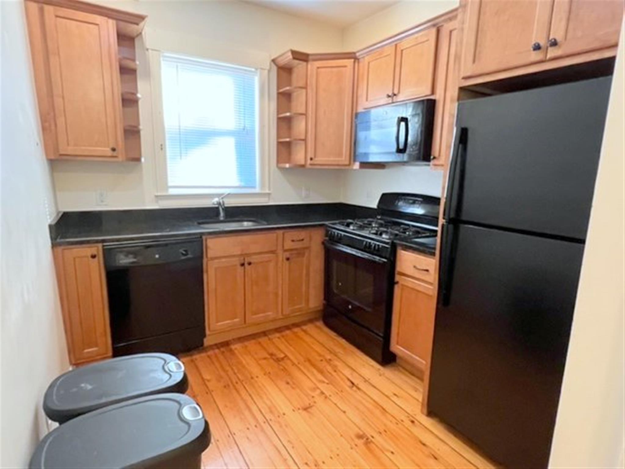 37 Oak St, Inman Square