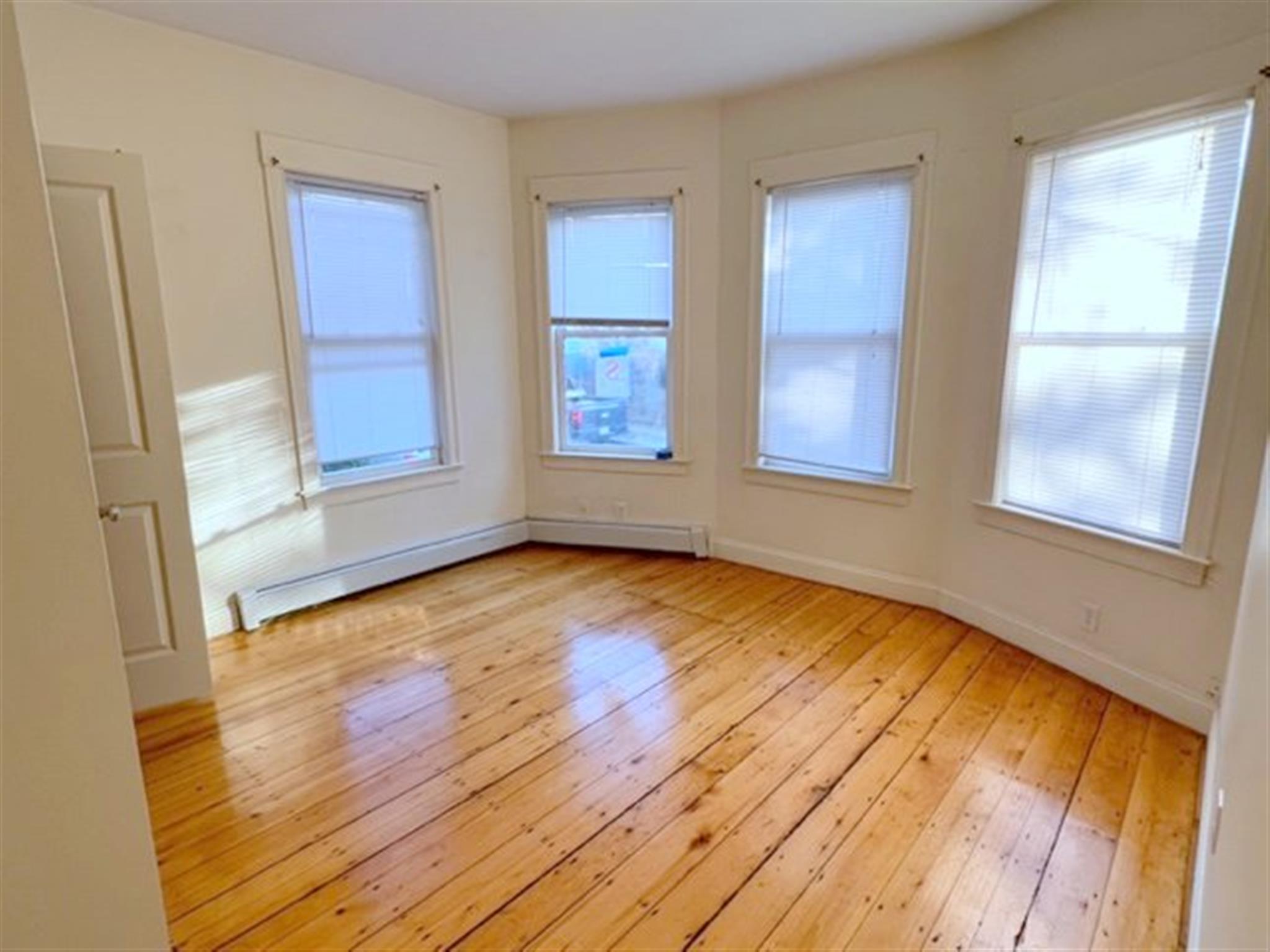 37 Oak St, Inman Square