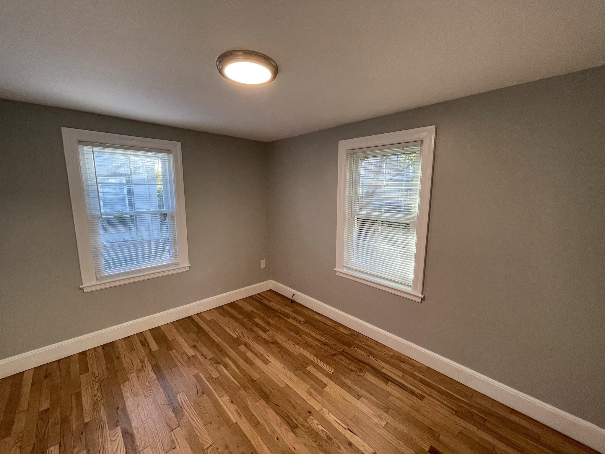 30 Linden Ave, Porter Square