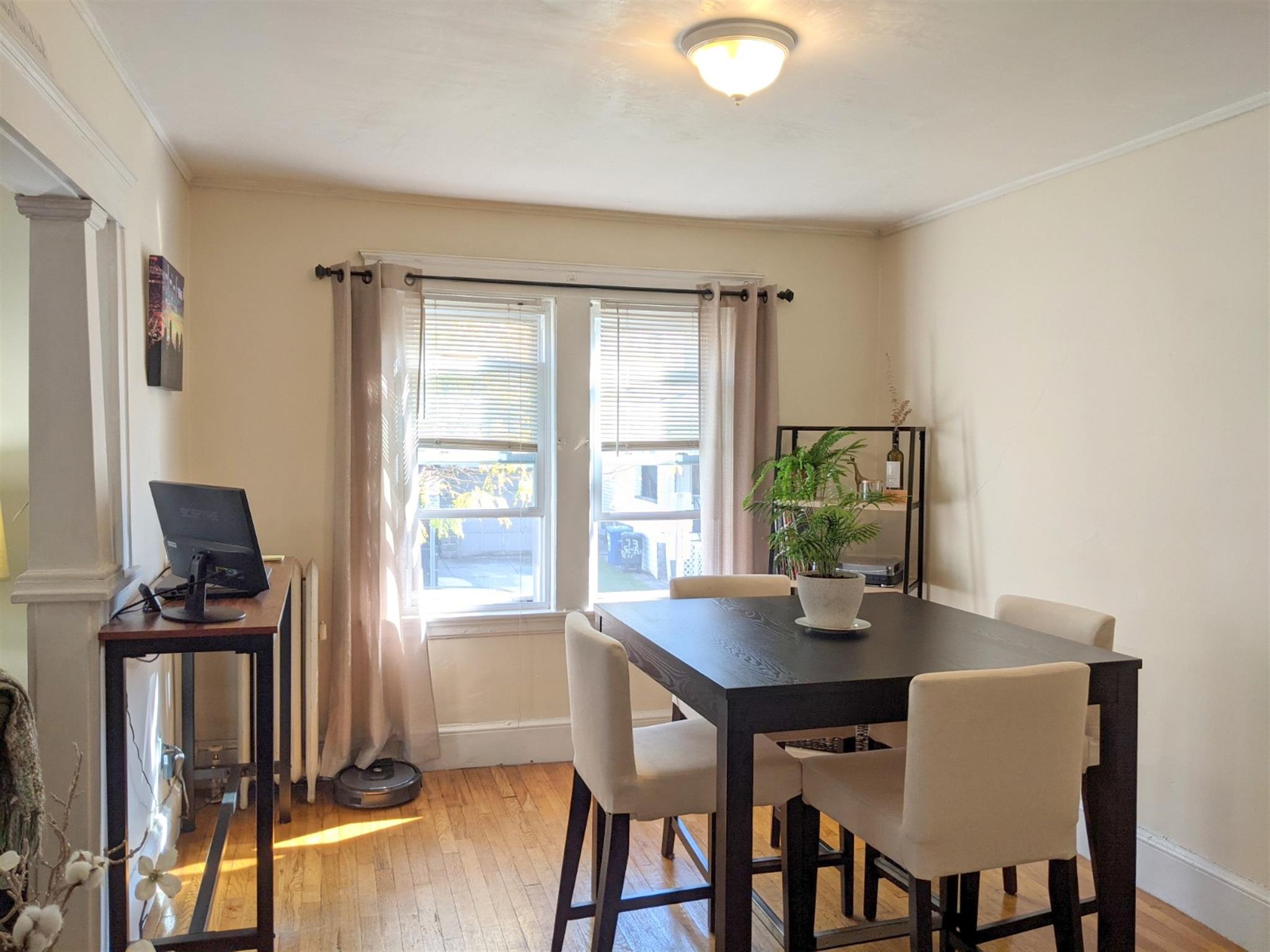 998 Broadqay, Davis Square