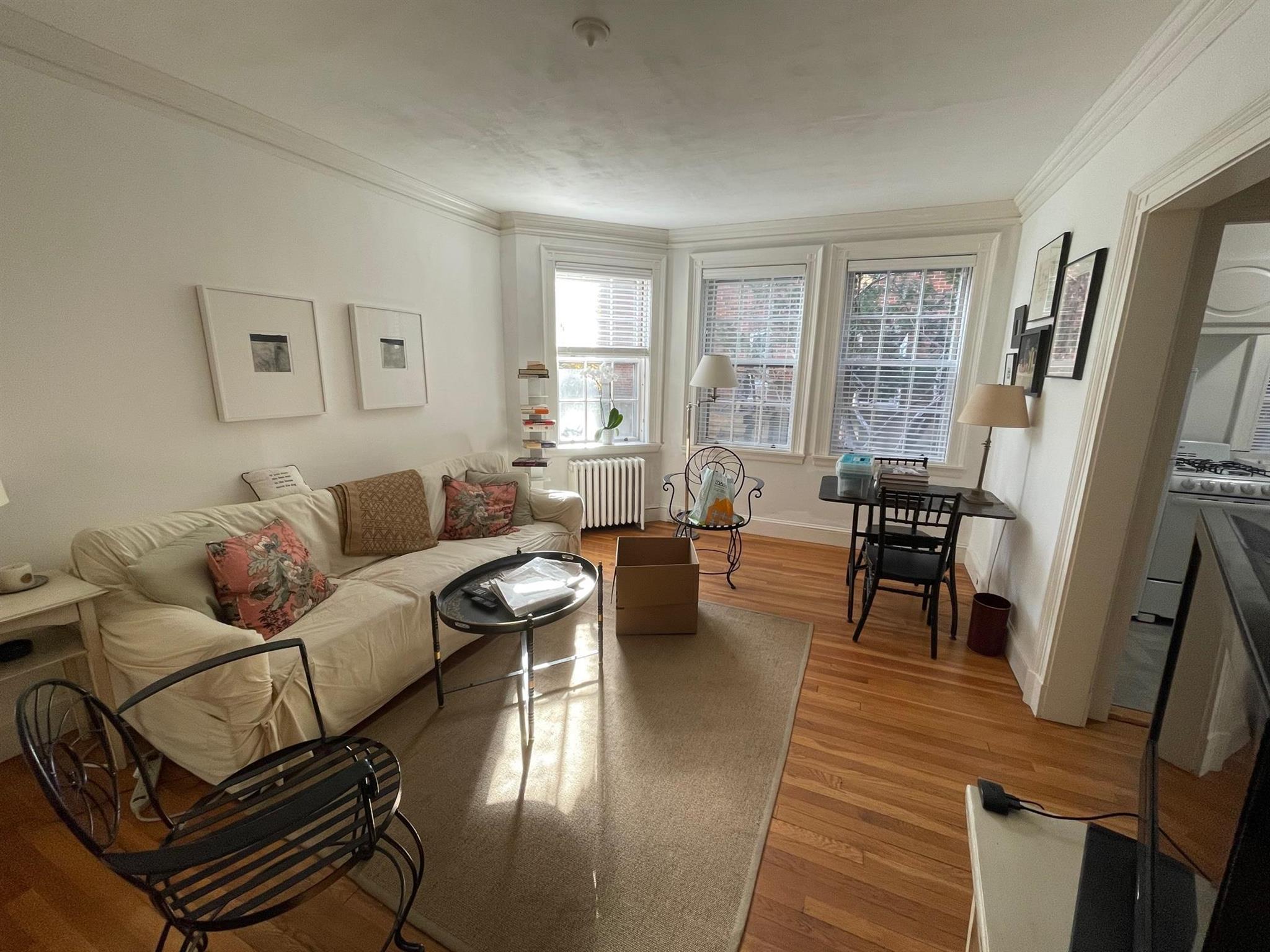 77 Martin St, Porter Square