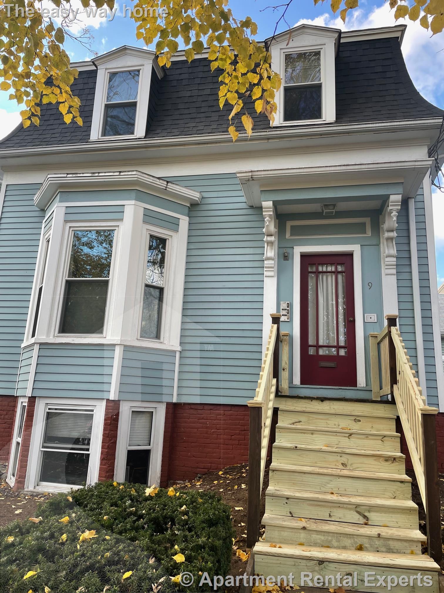 9 Moore St, Davis Square