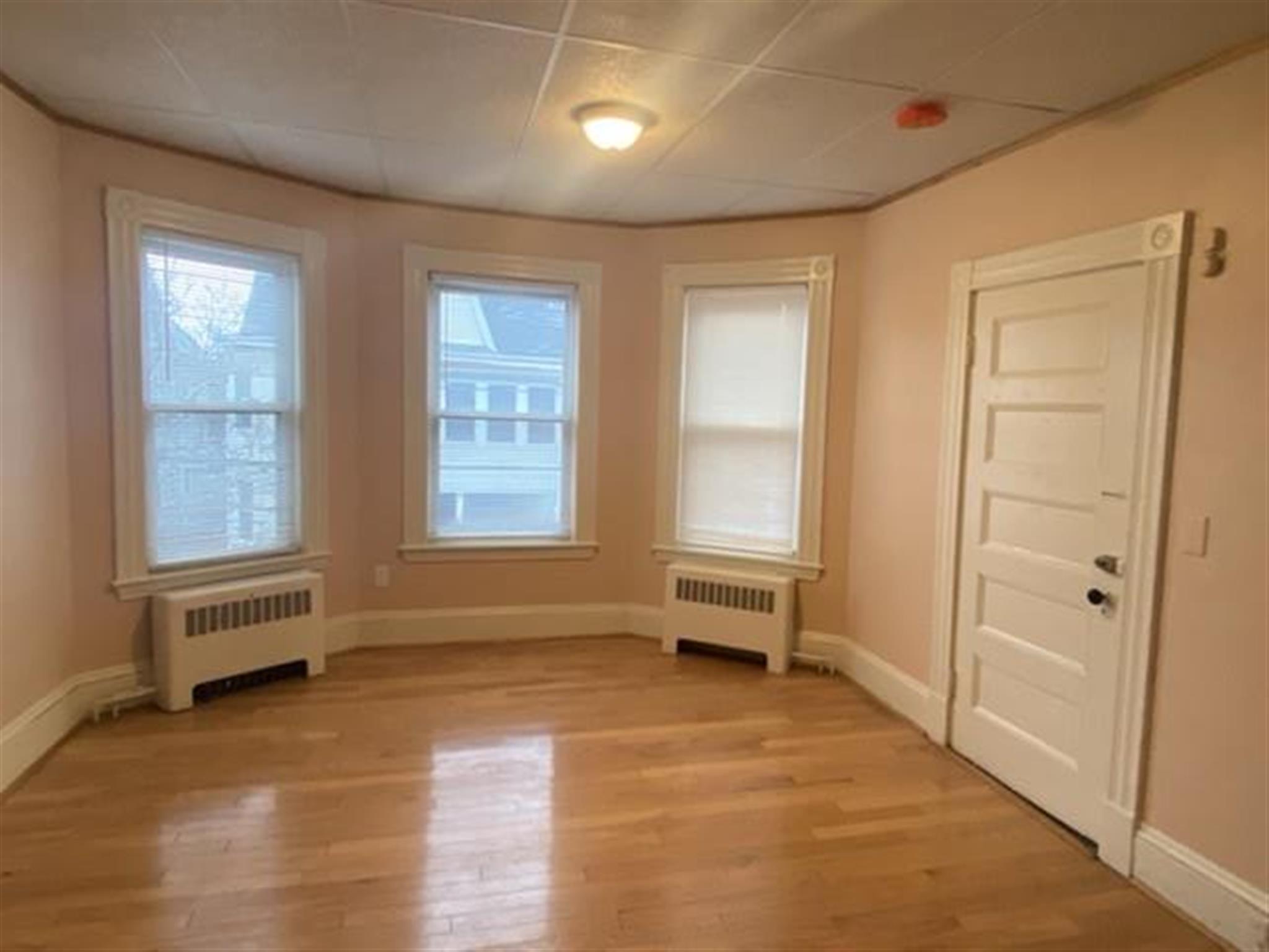 15 Stone Ave, Porter Square