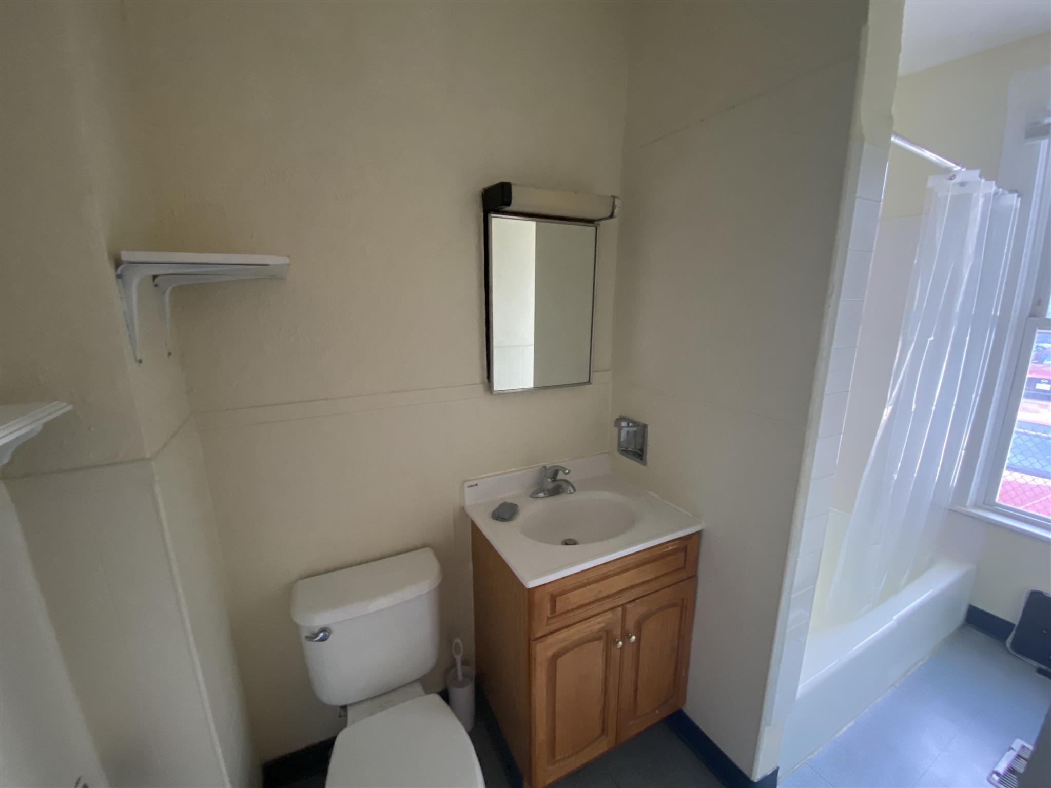 59 Bishop Richard Allen Dr, Central Square