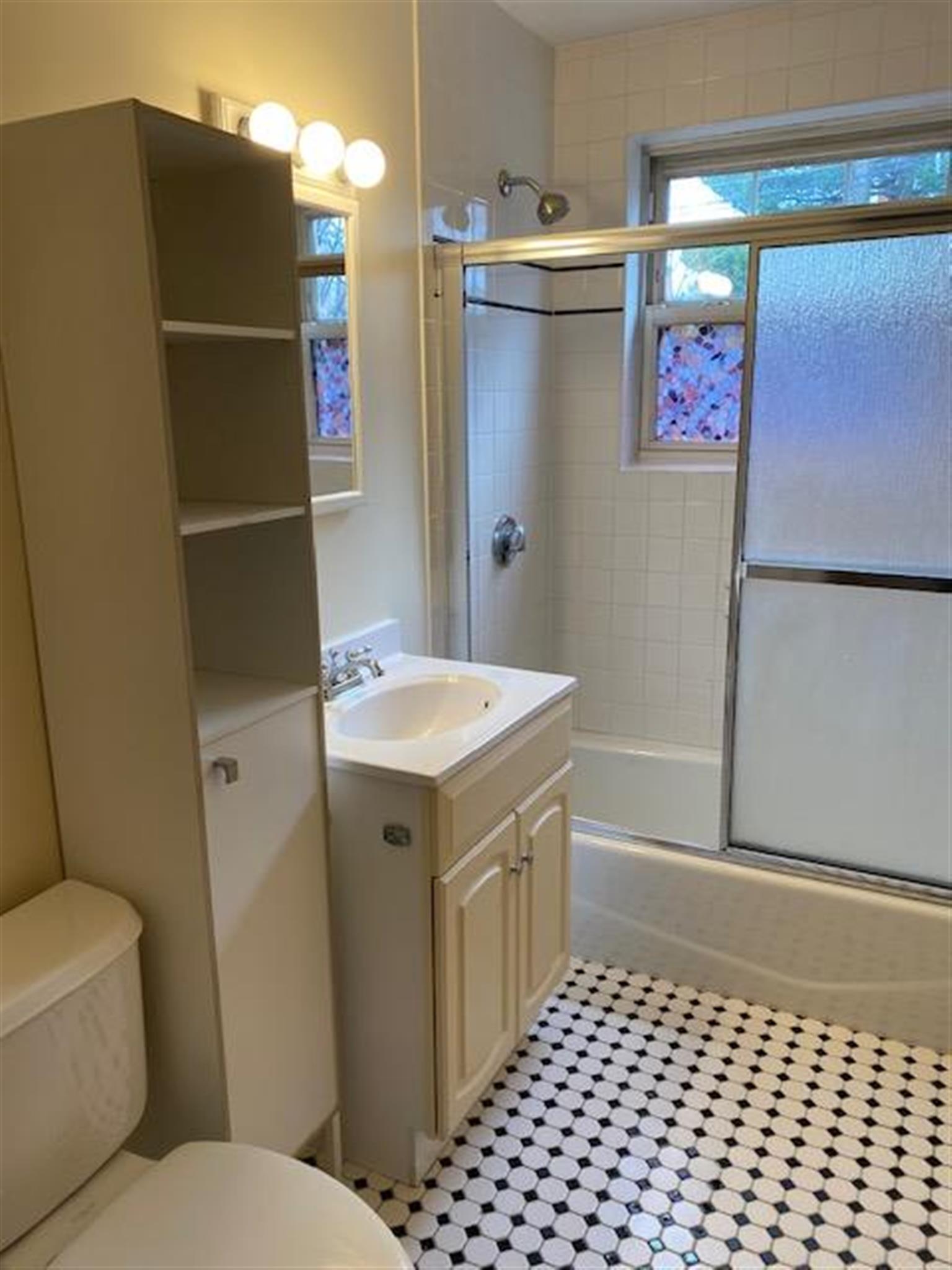 30 Chester St, Davis Square