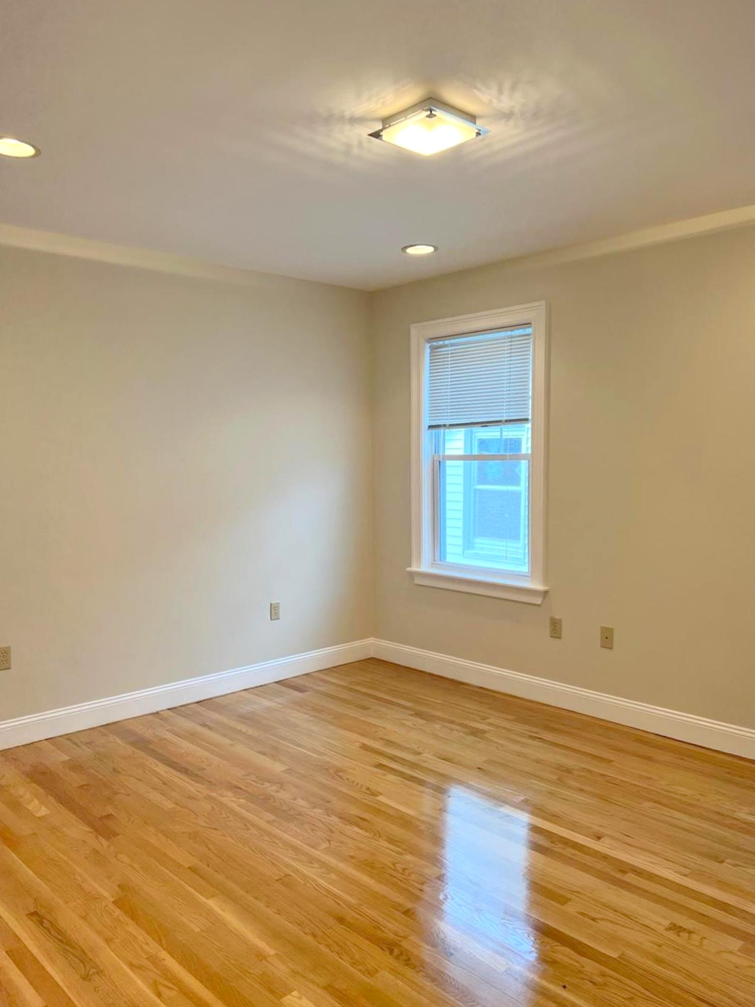 68 Line St, Ward Two