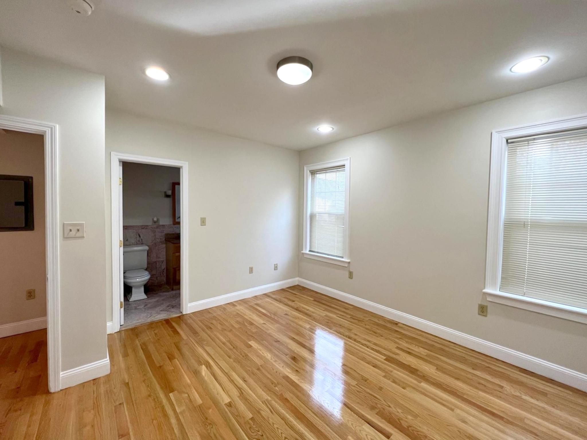 68 Line St, Ward Two