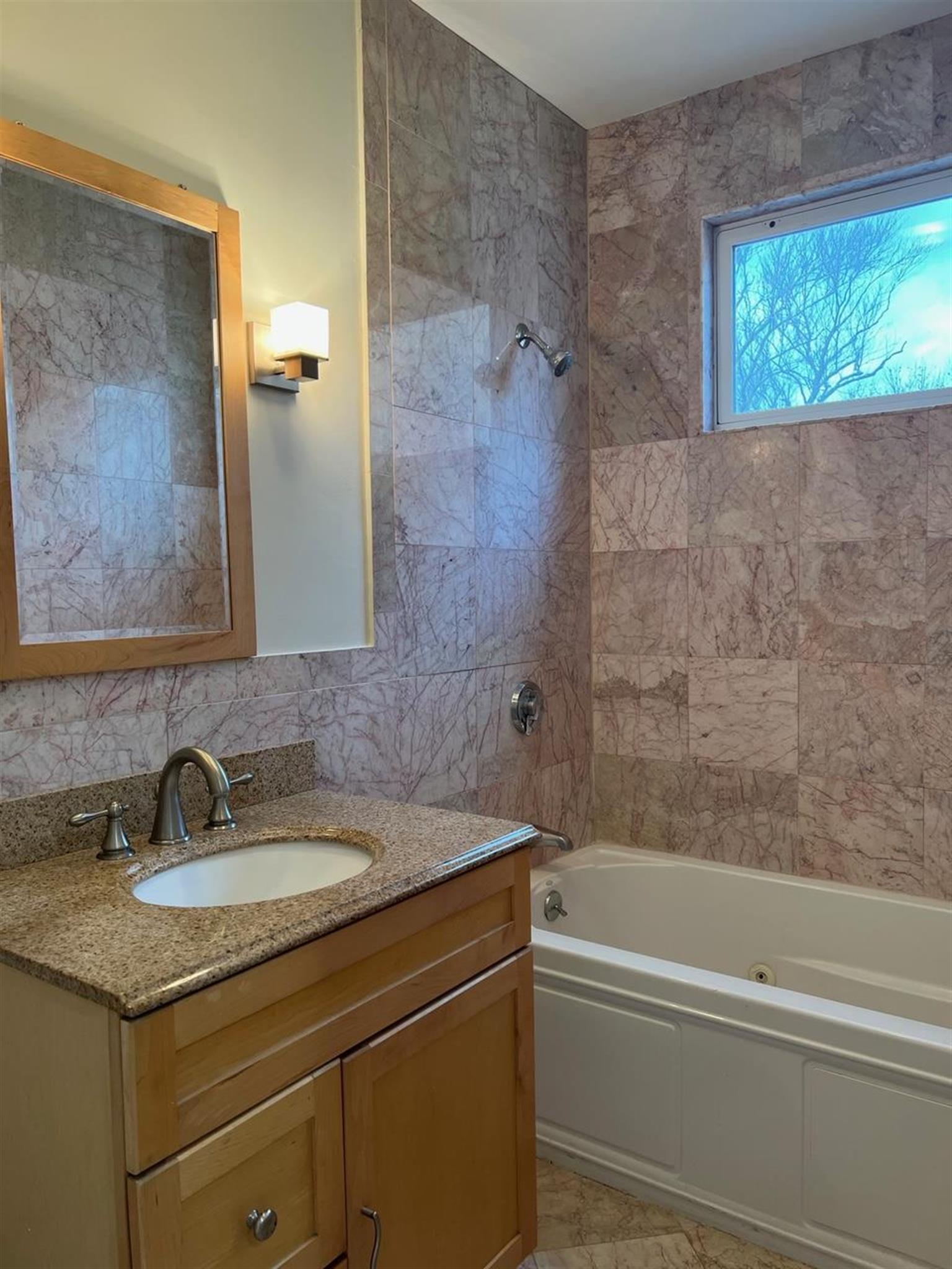 68 Line St, Union Square