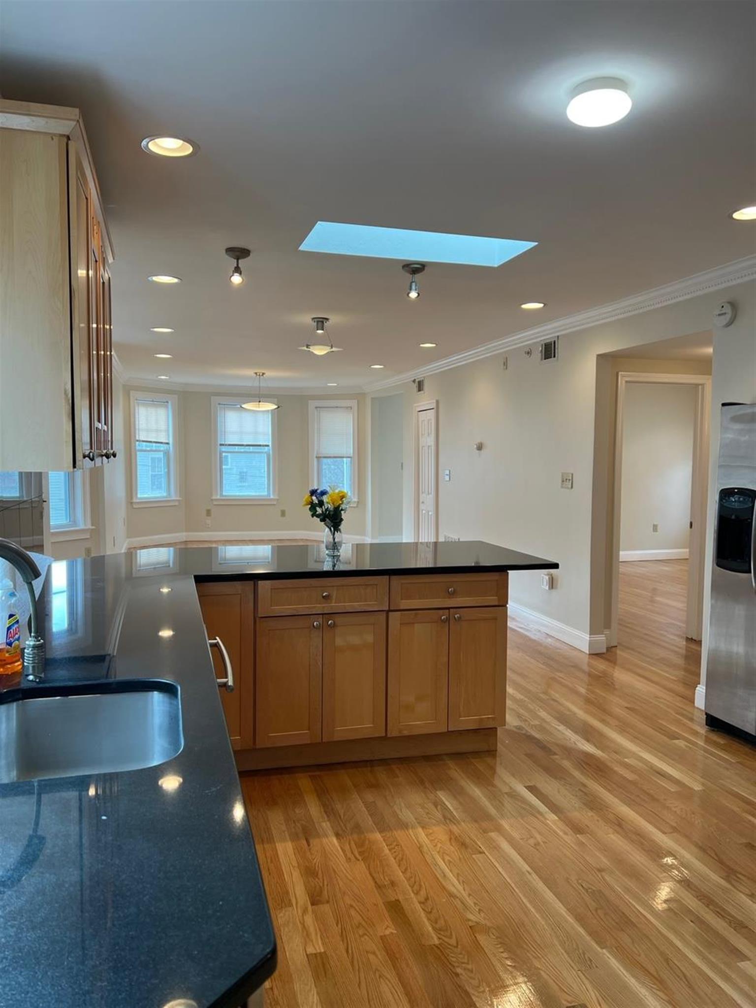 68 Line St, Union Square