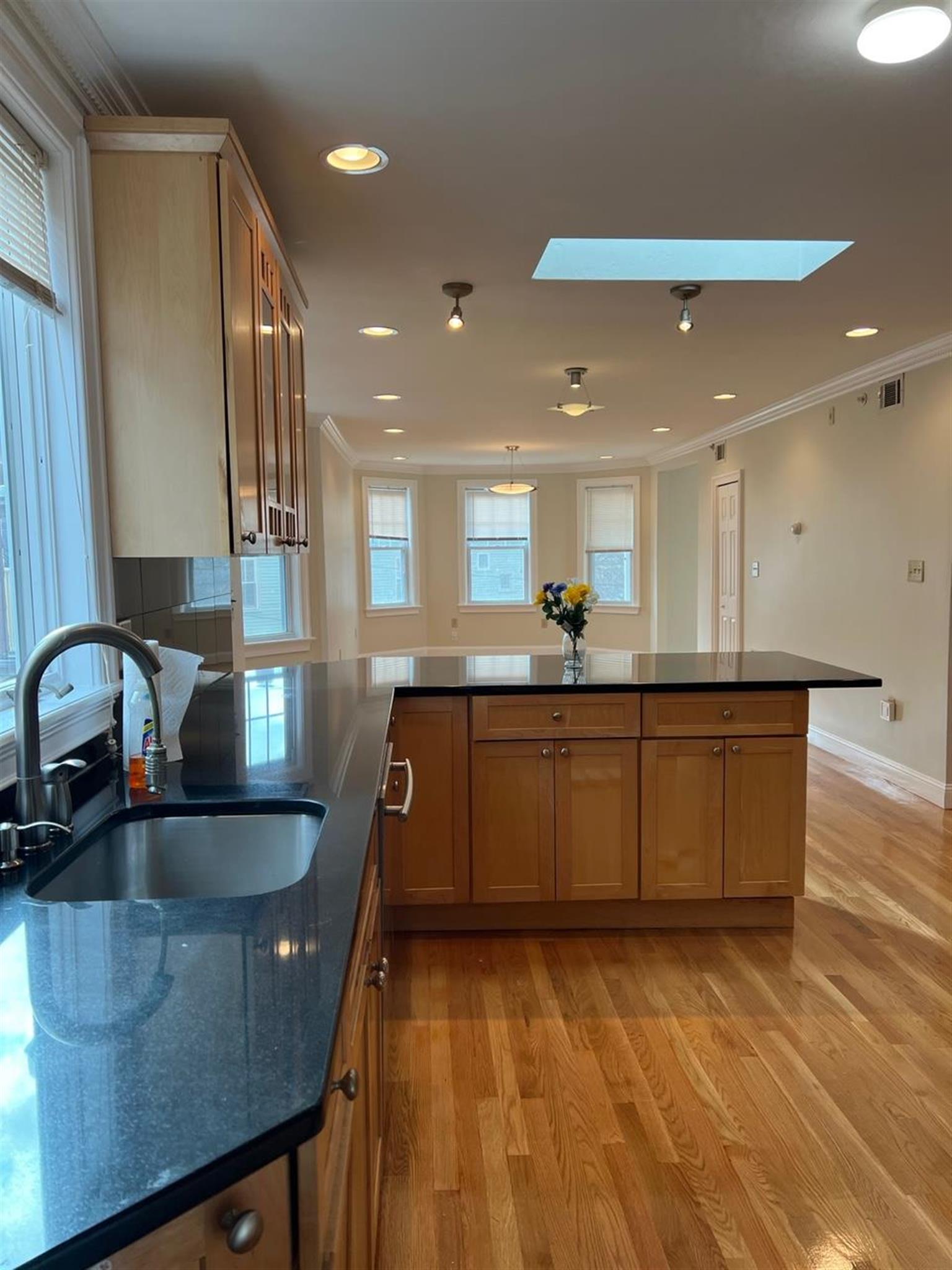 68 Line St, Union Square