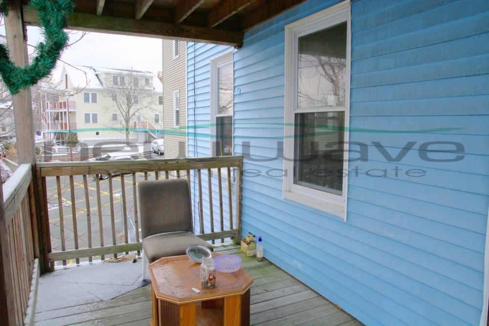 203 Hillside St, Mission Hill