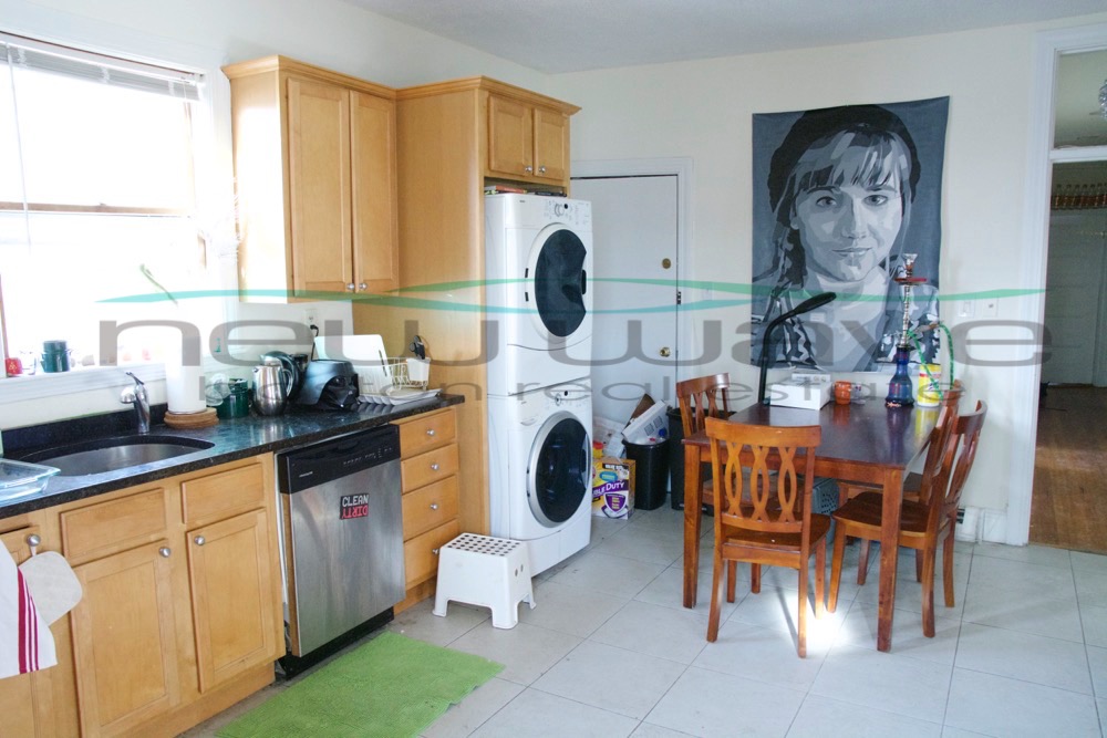 64 Fisher Ave, Mission Hill