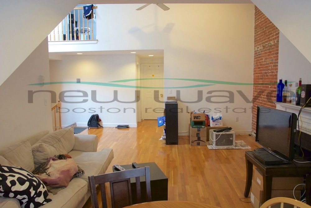 1742 Washington St, South End