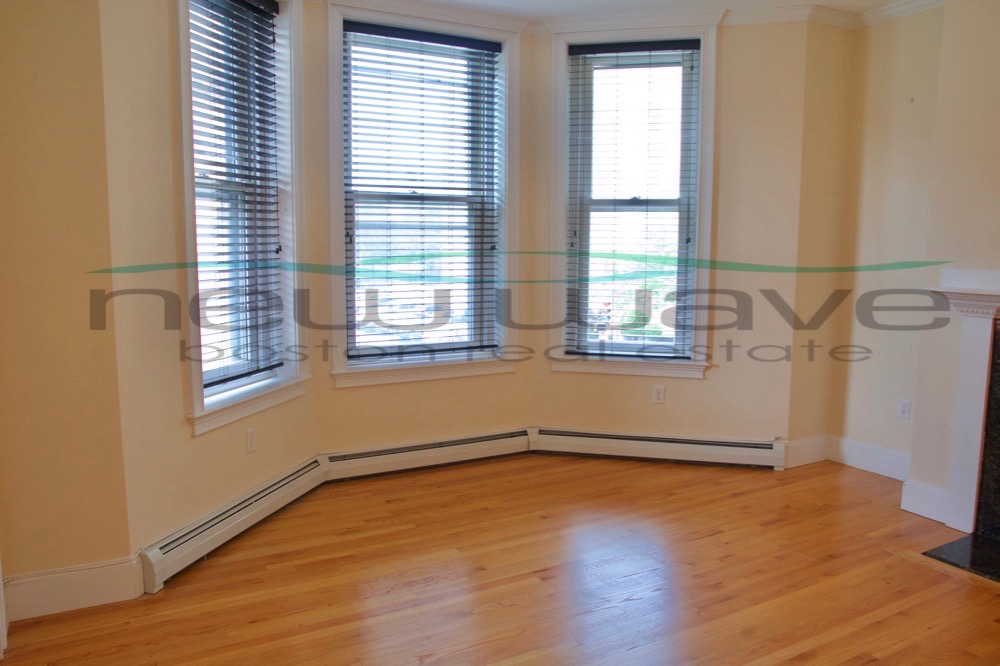 435 Beacon St, Back Bay