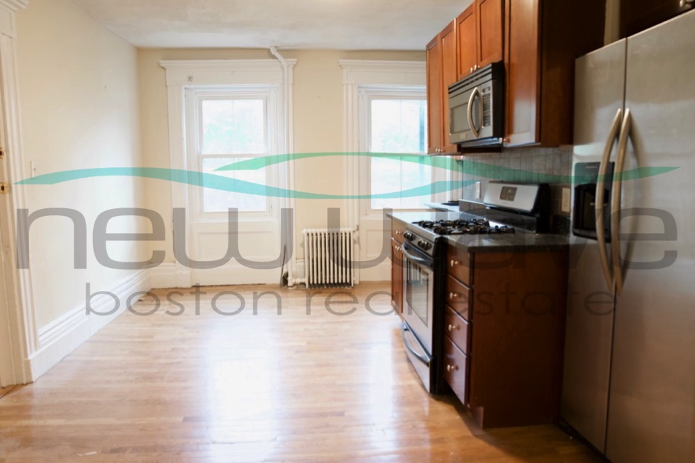 35 Dwight St, South End